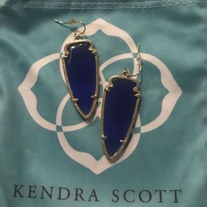 Kendra Scott Arrowhead Earrings